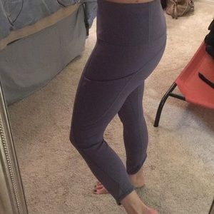 Athleta Hybrid Ankle Tight Leggings with Pockets